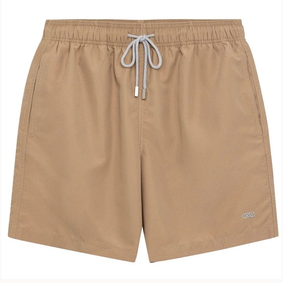 Le Club Sand Mid Beige Shorts - Picture 1 of 4